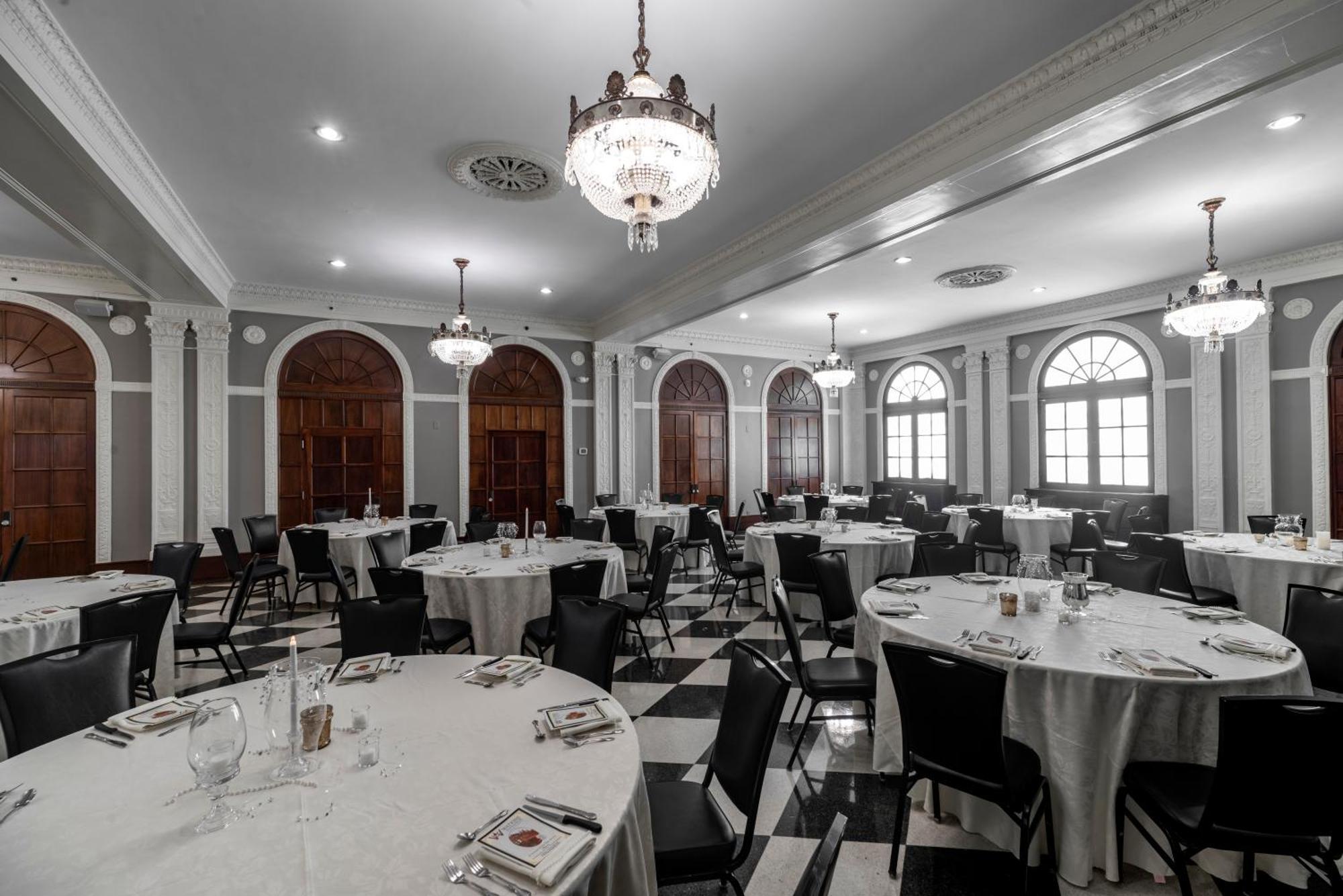 The Eldridge Hotel Лоренс Экстерьер фото