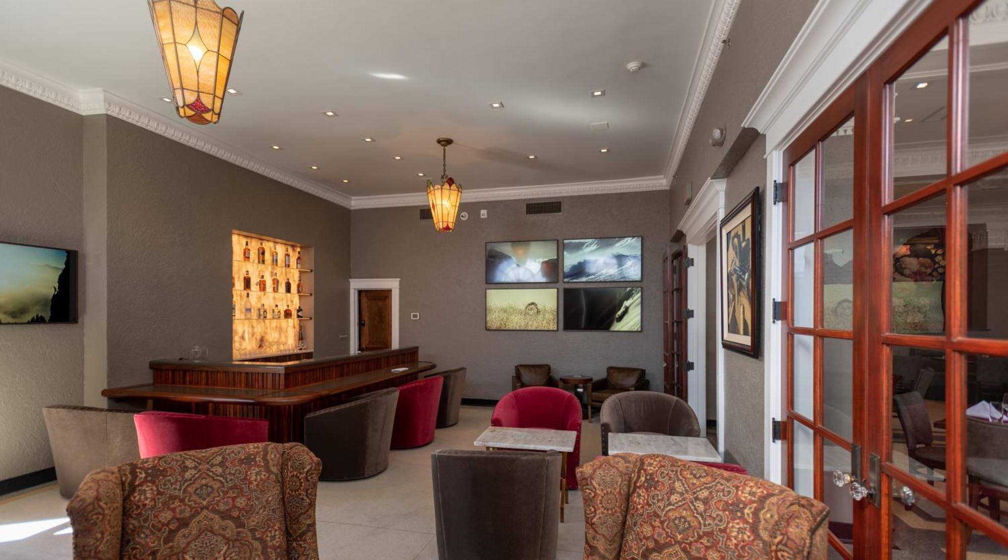 The Eldridge Hotel Лоренс Экстерьер фото