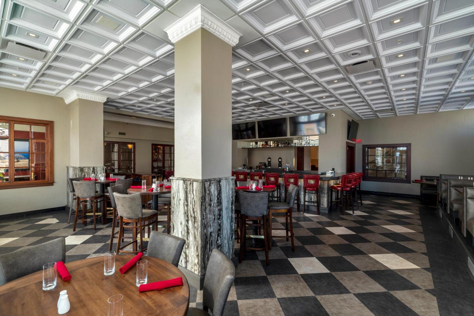 The Eldridge Hotel Лоренс Экстерьер фото